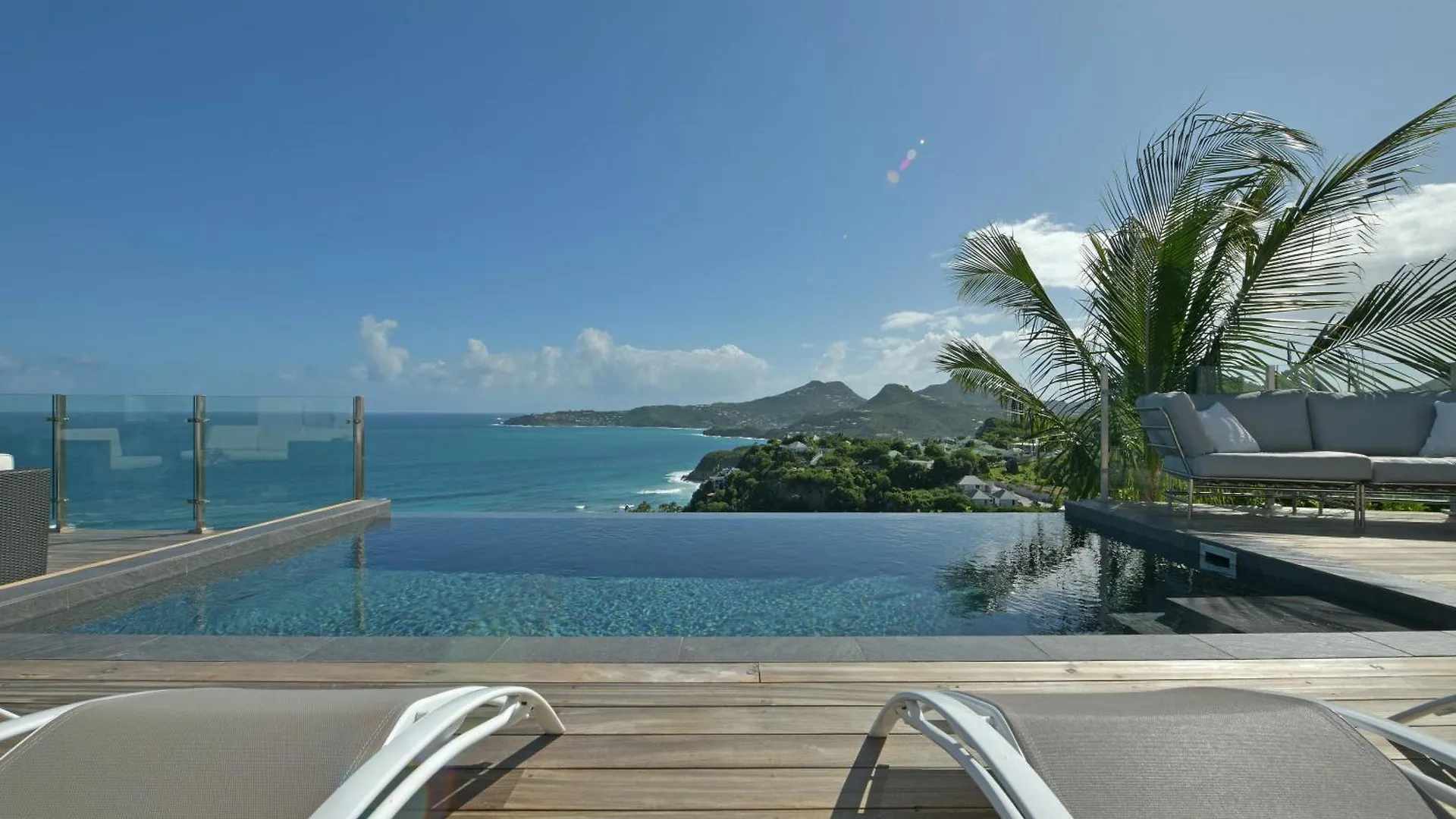 Ubytování v soukromí The Red Cloud Villa With Incredible Ocean View !!!! St. Barthelemy Svatý Bartoloměj